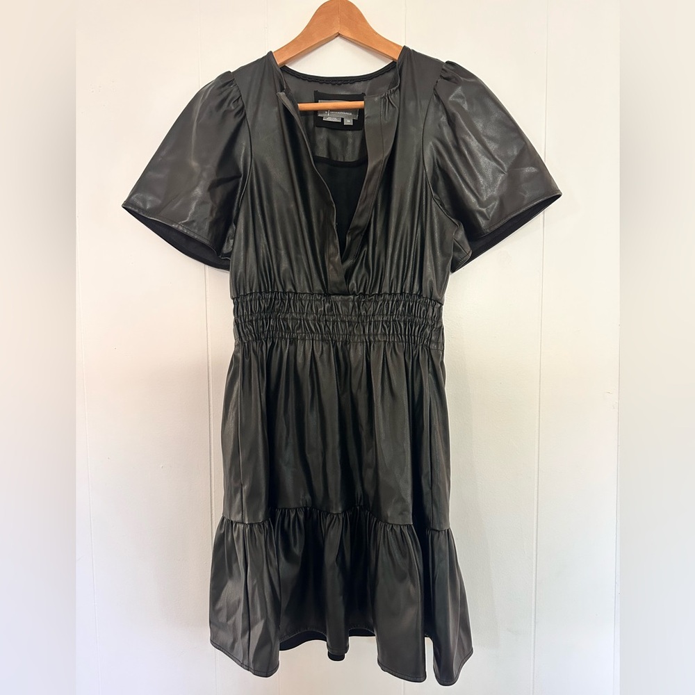 Anthropologie The Somerset Vegan Leather Mini Dress Size
Extra Small -xs - Picture 5 of 8